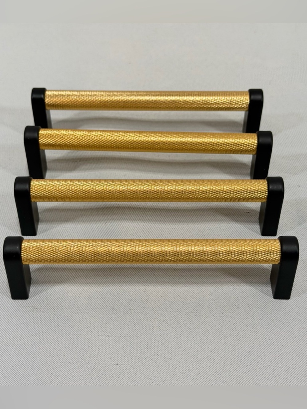 Knurled Metal Rod Cabinet Pulls 5 1/16” Brass And Matte Black Colors 4 Pc